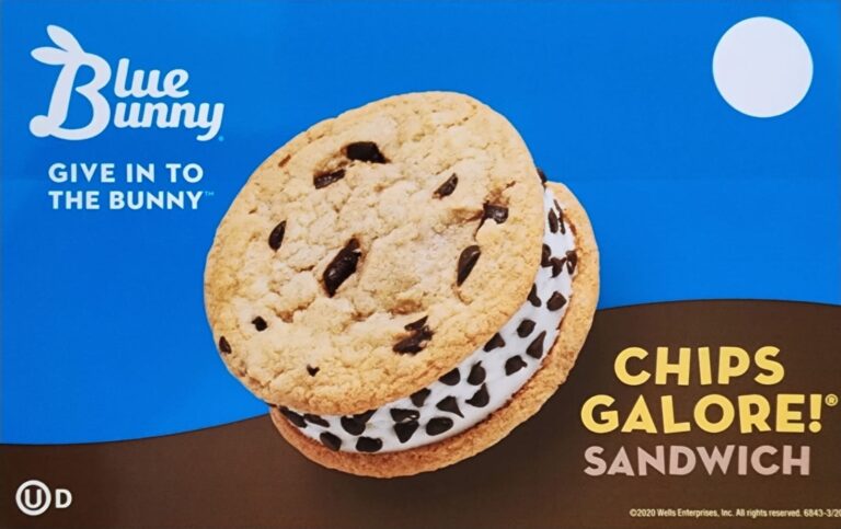 Chocolate chips cookie ice cream